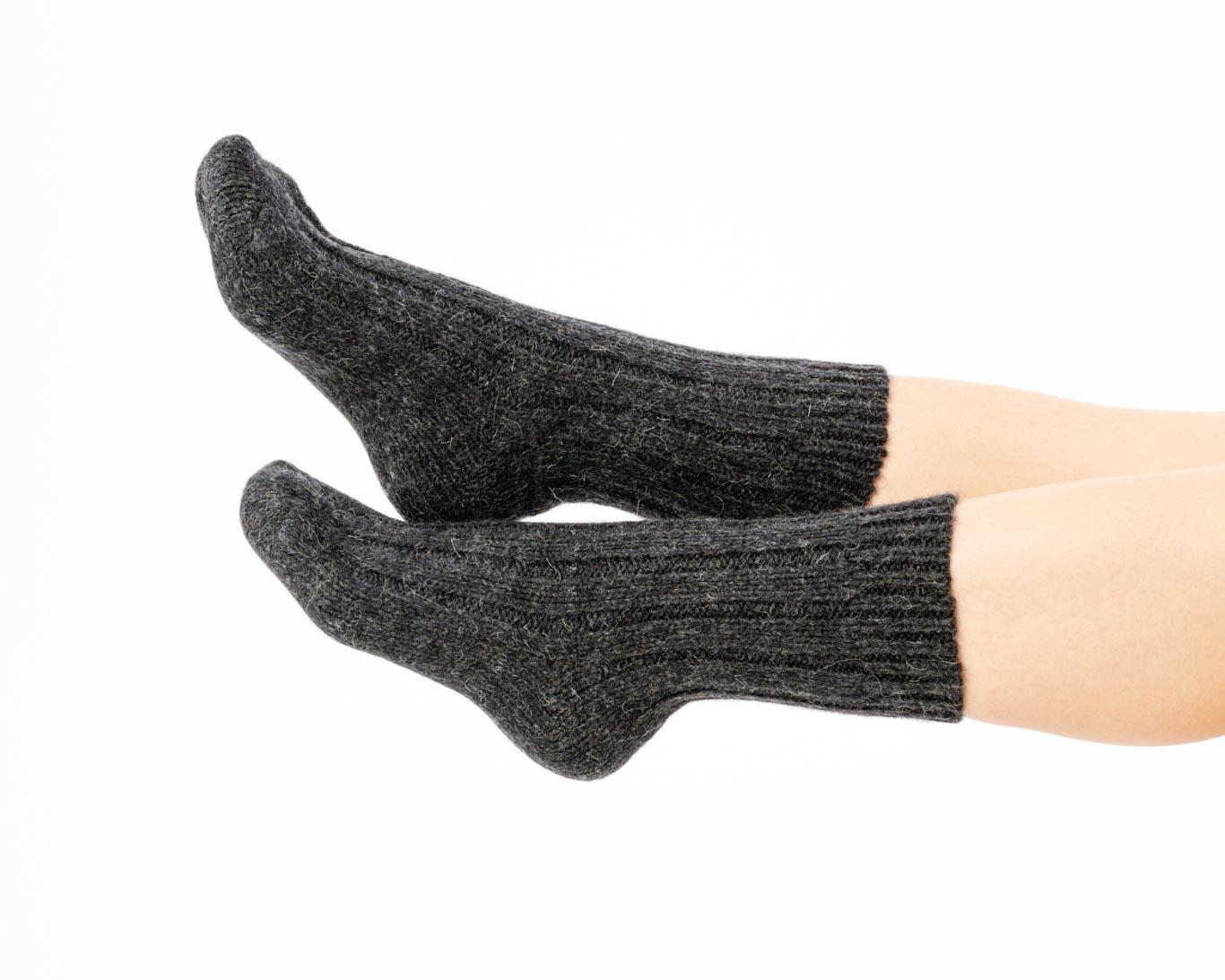 Grube skarpety z wełny Merino czarne - obrazek 2