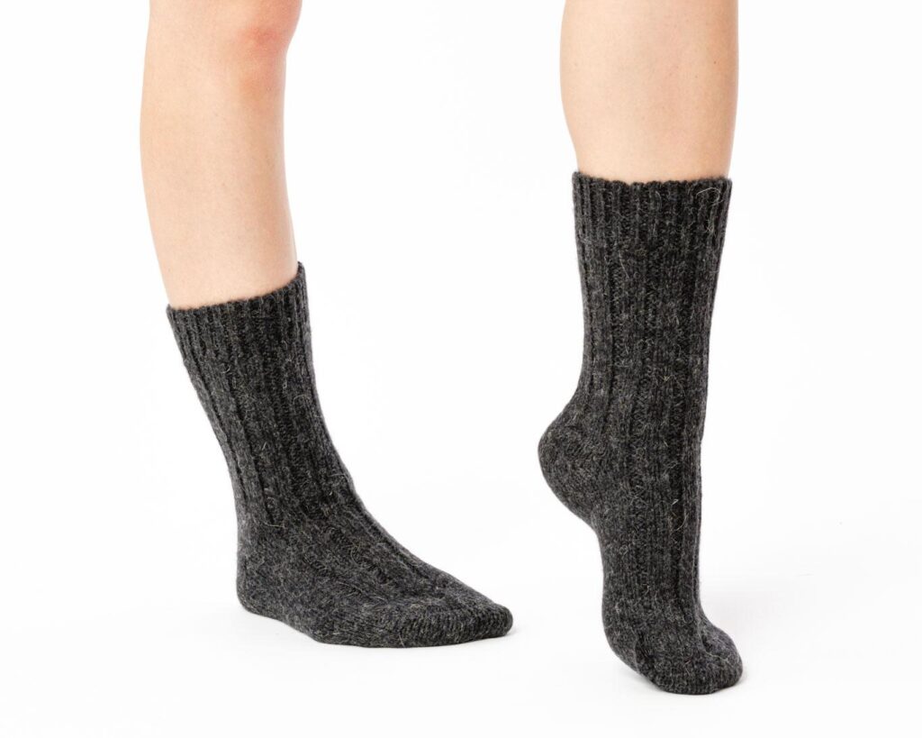 grube skarpety z wełny merino czarne
