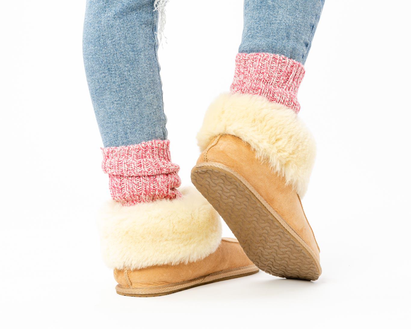 Damskie pantofle ze skóry owczej - kapcie z futerkiem - obrazek 2