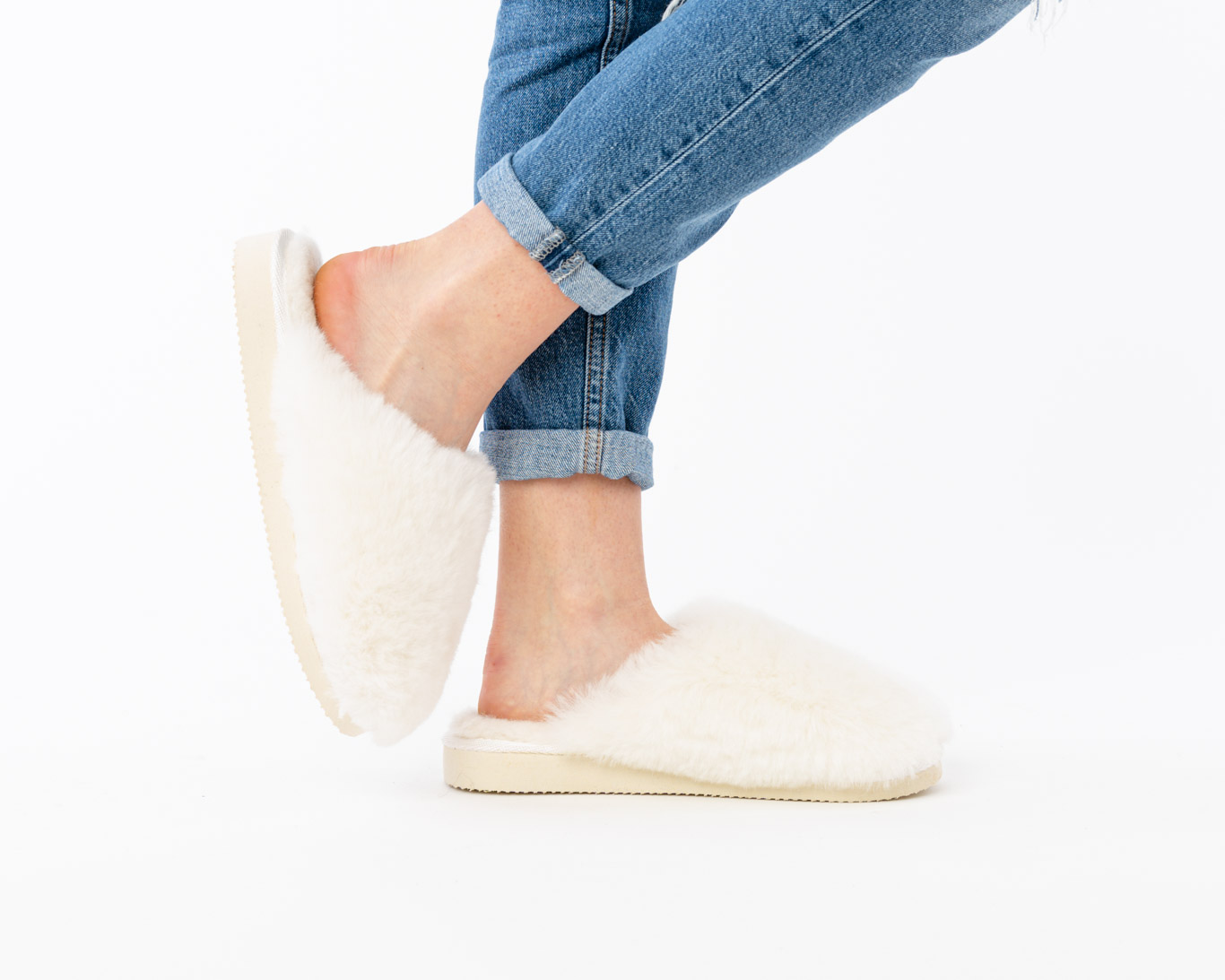 Ocieplane Pantofle Damskie MIŚ - Białe Kapcie - obrazek 2