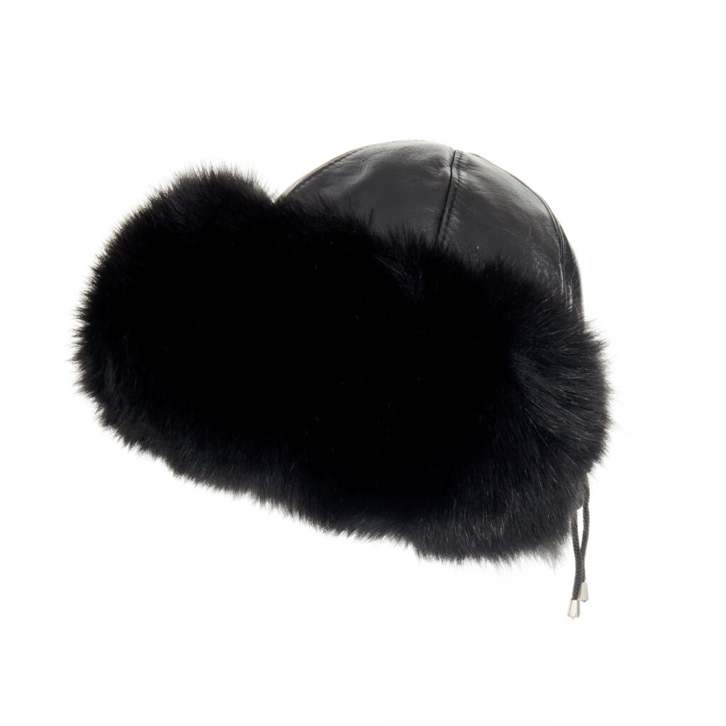 Czarny Toczek ze skóry i futra fińskiego