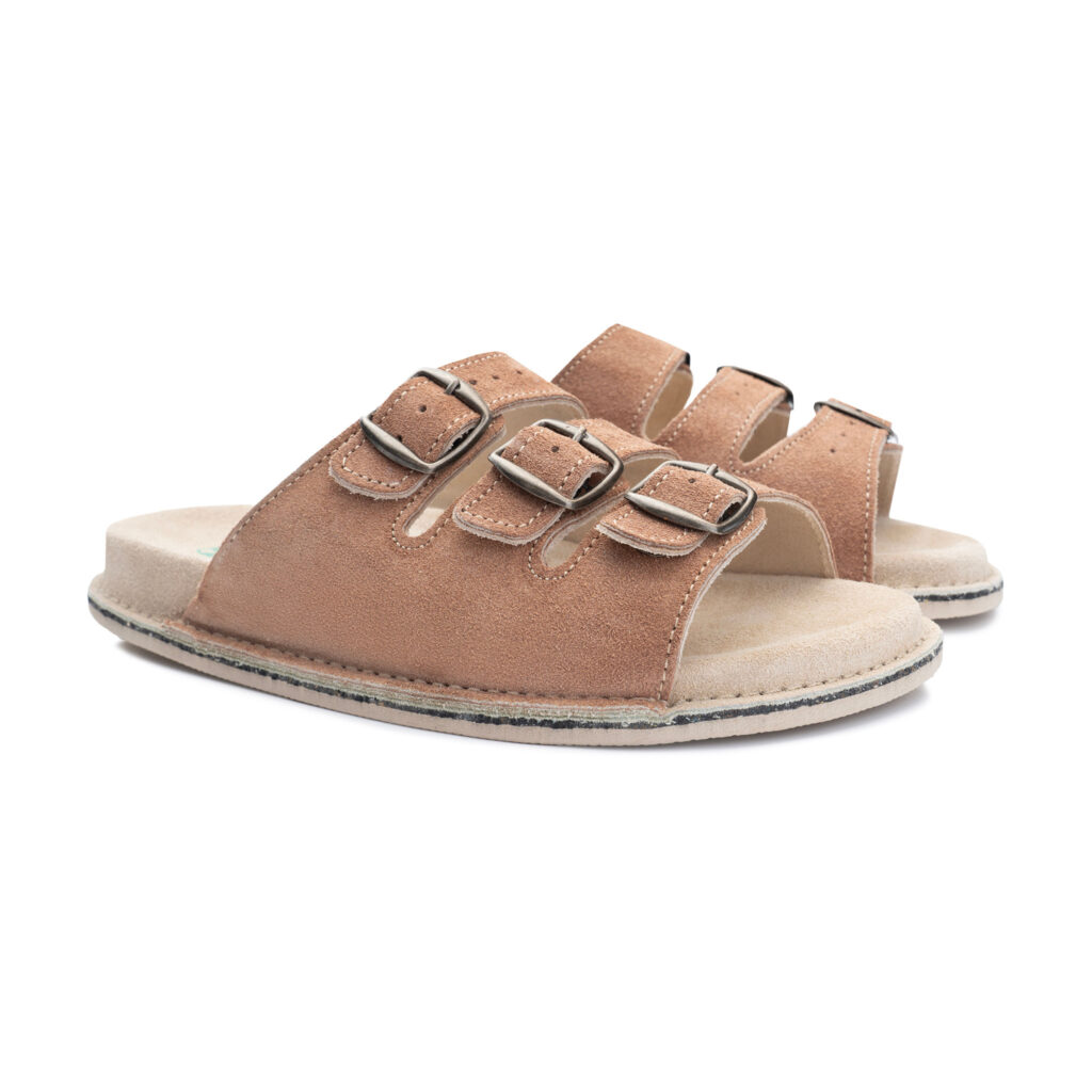 Brązowe Klapki skórzane - Fusbet