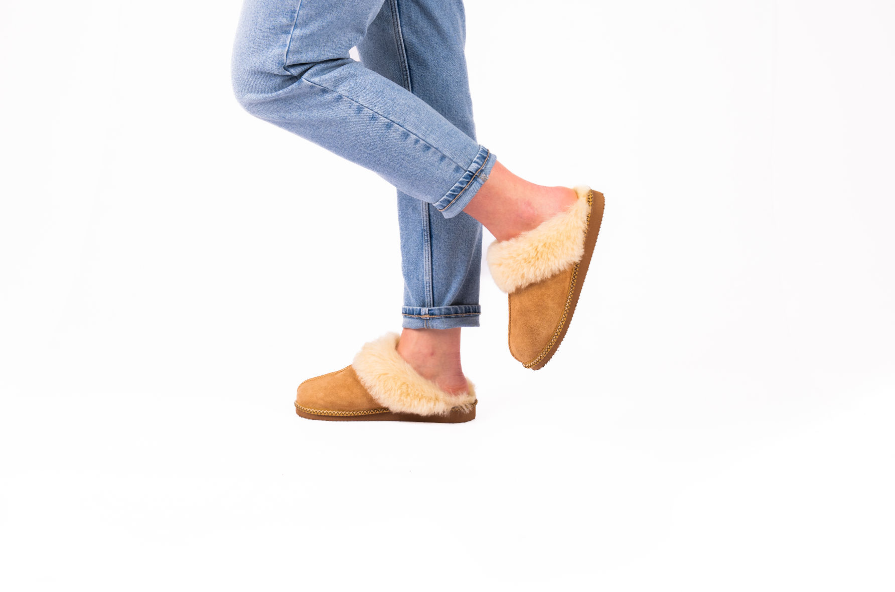 Klasyczne Kapcie Damskie z Futerkiem i Naturalnej Skóry – Lola